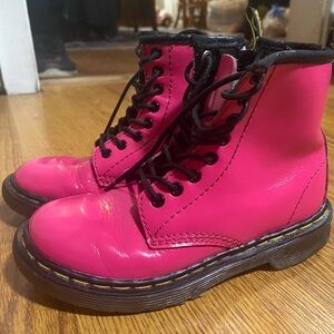 Dr. Martens Delaney combat boots in hot pink patent leather
Girls Size 11.5